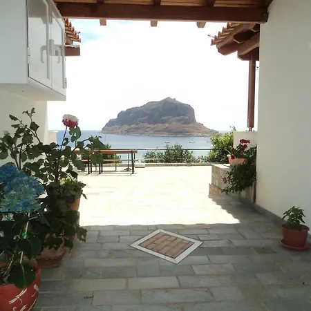 Paraschou Guesthouse Monemvasia Exterior photo