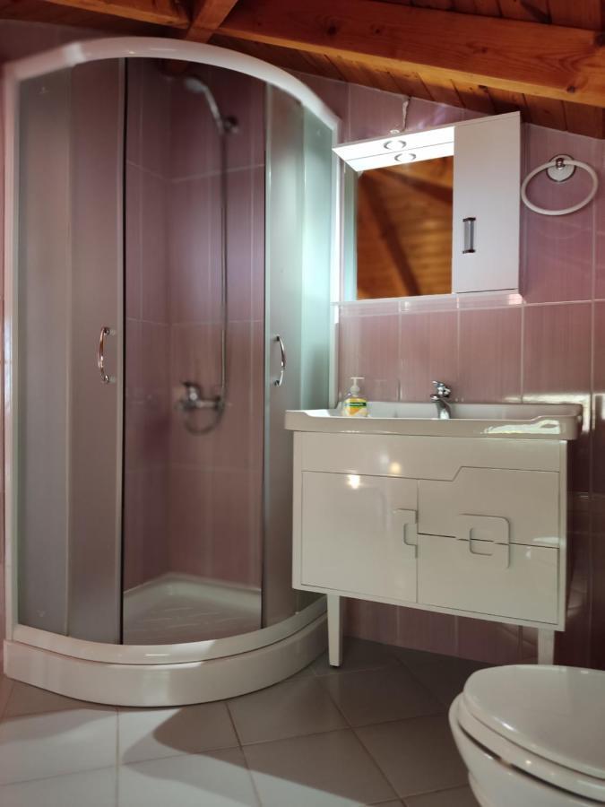 Paraschou Appartement *